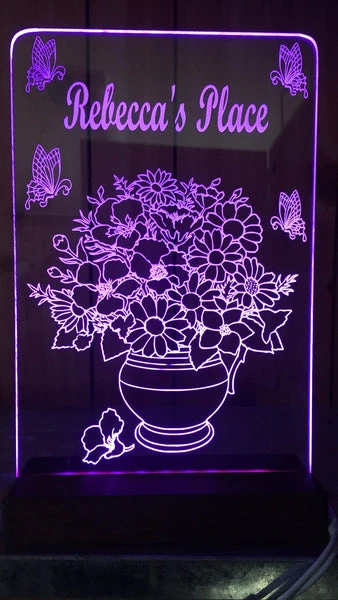 Flower in a Vase - designaglo